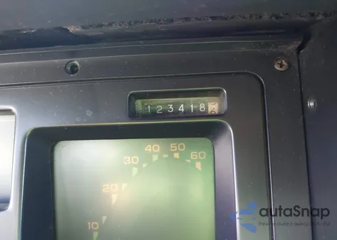 1989 Chevrolet Corvette из США, поврежденный, VIN 1G1YY3189K5102056